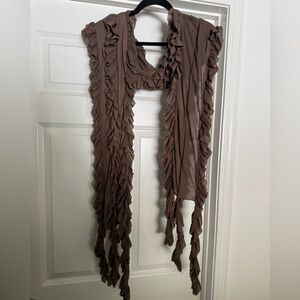 Ruffle scarf